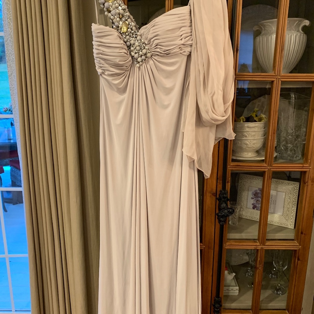 Mignon formal dress with wrap